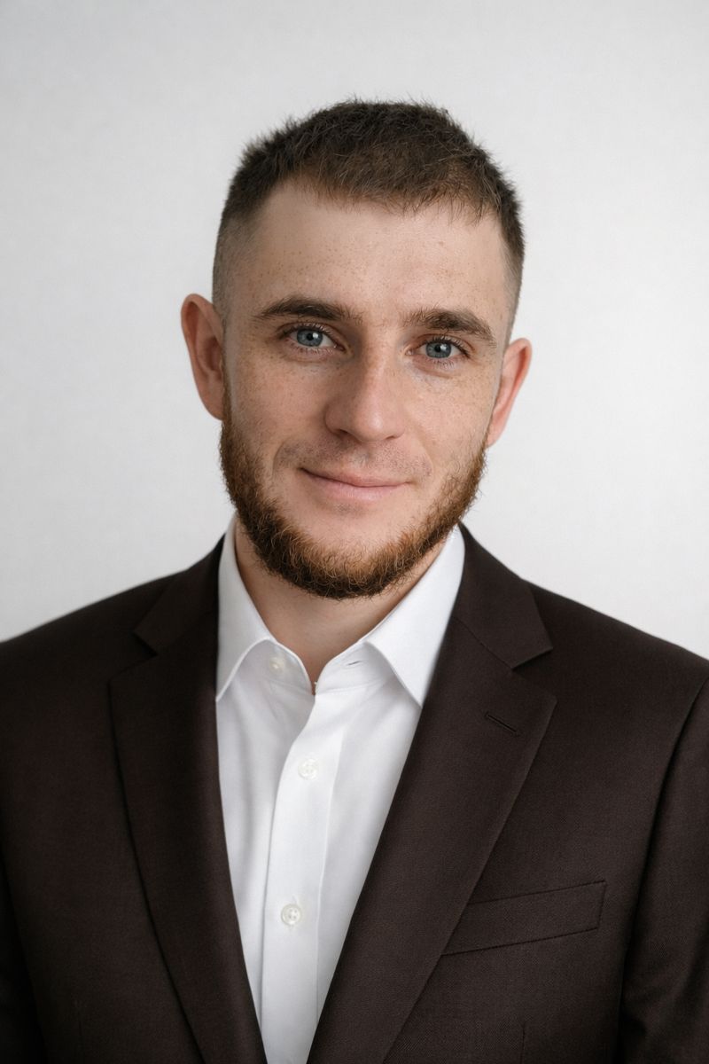 Скляров Денис Николаевич.