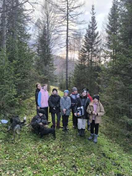 Юные биологи вновь гуляют по окрестностям села!.
