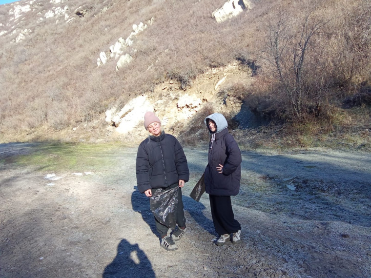 Экологическая акция "Чистый родник".