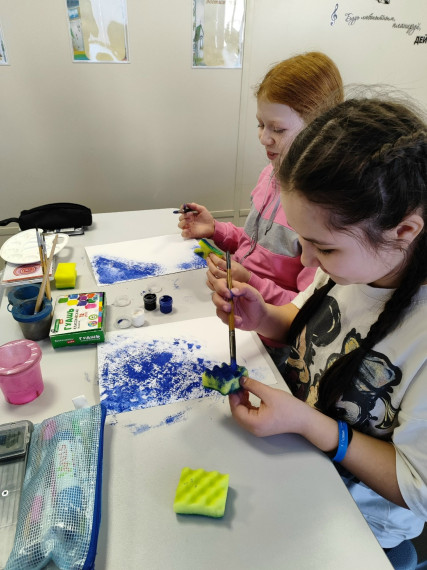 Рисуем губкой открытки ко Дню защитника Отечества.