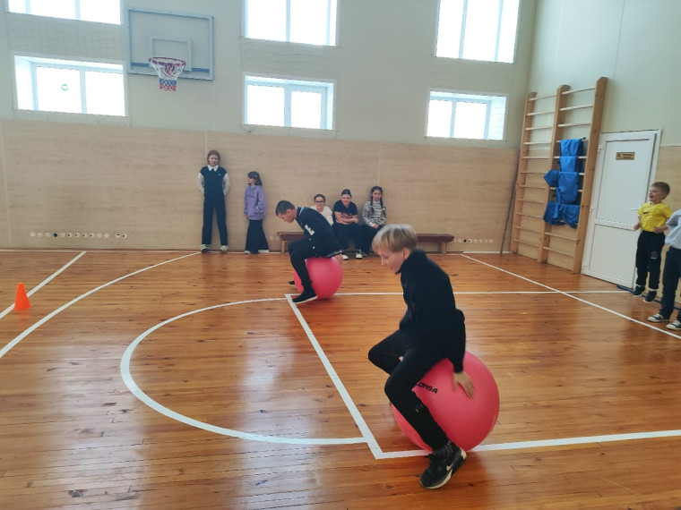 Конкурсная программа "Русские богатыри".