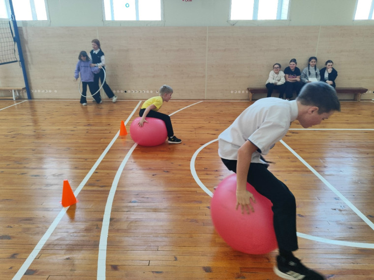 Конкурсная программа "Русские богатыри".