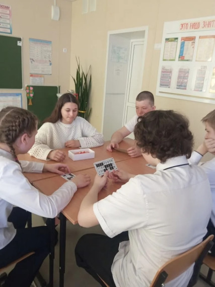 Играем в ретро-игры.