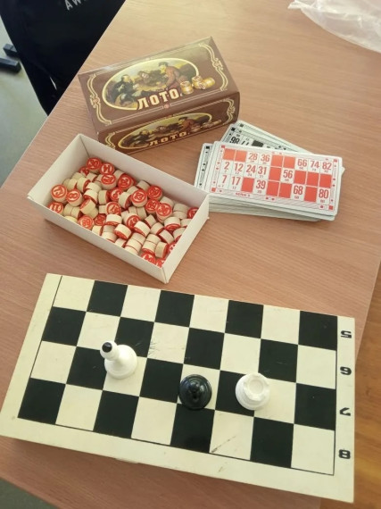 Играем в ретро-игры.